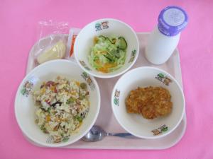 献立写真（令和７年１１月１７日）