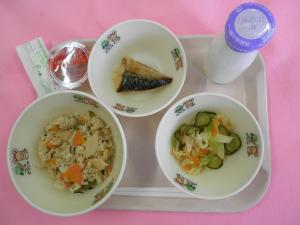 献立写真（令和８年３月１６日）