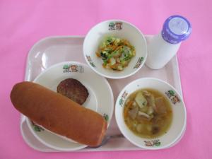 献立写真（令和７年１２月８日）