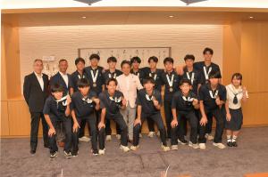 18日　総社南高校のハンドボール部表敬訪問の画像