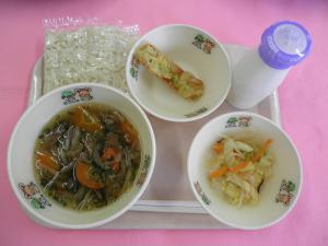 学校給食（３月２４日）