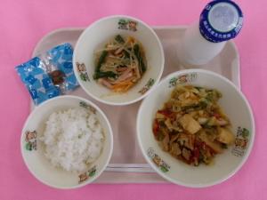 学校給食（５月８日）