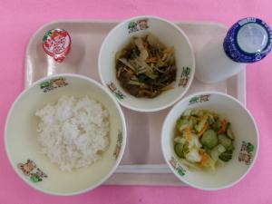 学校給食（５月１３日）