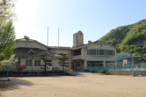 アクティブキャンパス校舎外観
