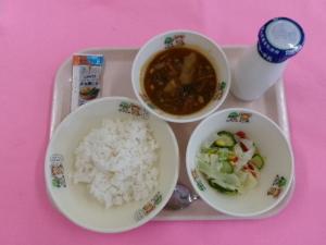 学校給食（６月１２日）