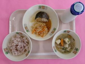 学校給食（６月１９日）