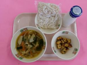 給食物資（１０月６日）