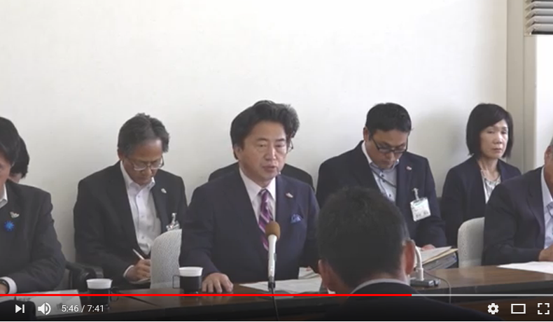 5月定例市議会前　記者会見の画像