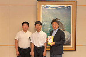 24日　SKYMジュニア・ウインドアンサンブルから寄付金贈呈の画像