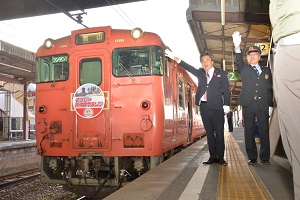 5日　そうじゃ吉備路マラソン号出発式・カウントダウンチュッピーパネル設置式への画像1