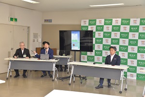 総合政策部梅田部長の説明