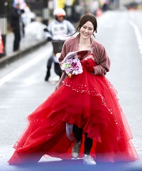 優秀賞【赤いドレスのランナー】の画像