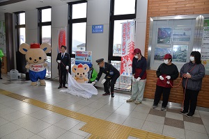 11日 そうじゃ吉備路マラソン号出発式・カウントダウンチュッピーパネル設置式への画像2