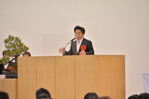 5日　岡山県立大学・岡山県立大学大学院入学式への画像1