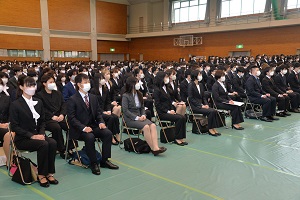 5日　岡山県立大学・岡山県立大学大学院入学式への画像2
