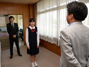 市長にあいさつ