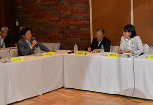意見交換する市長