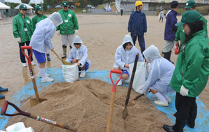 土のう積み訓練