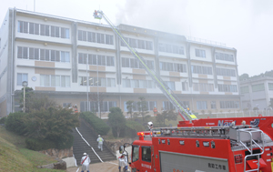 高所からの救助訓練