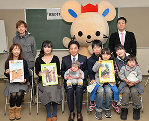 受賞者と記念撮影