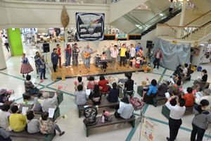 「花は咲く」の合唱