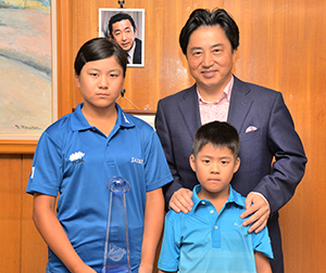 記念撮影の画像2