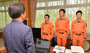 全国大会出場を報告