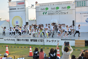 ダンスステージ