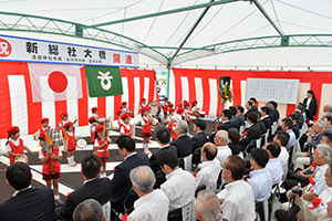 神在幼稚園児によるアトラクション