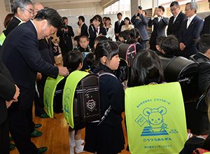 カバー取り付け