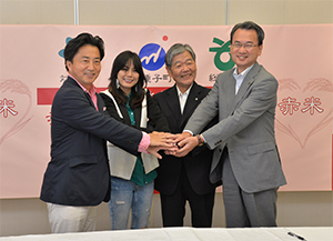 記者会見の画像1