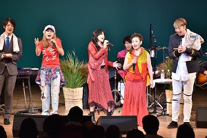 ヒカリノミコンサート