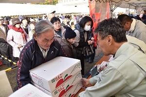 茅野市のリンゴ