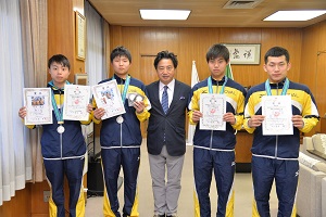 結果報告と出場報告