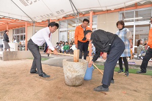 はばたき園餅つき会