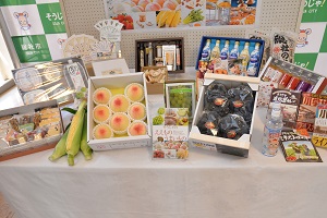 20日　「そうじゃの ええもの うまいもの ギフトカタログ」販売開始セレモニーへの画像2