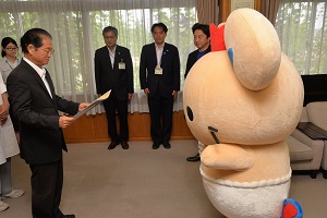 19日　チュッピーが「パンわーるど総社」PR大使に就任の画像1