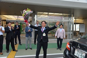 市役所にお別れ